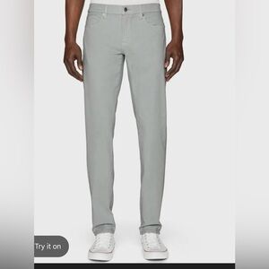 Frame Denim Men's Chinos in Light Gray
